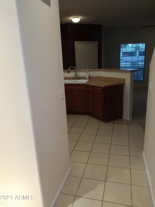 Photo #5: 6305977 Listing