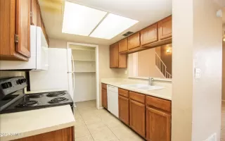 Photo #3: 6306085 Listing 