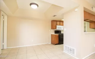 Photo #6: 6306085 Listing 