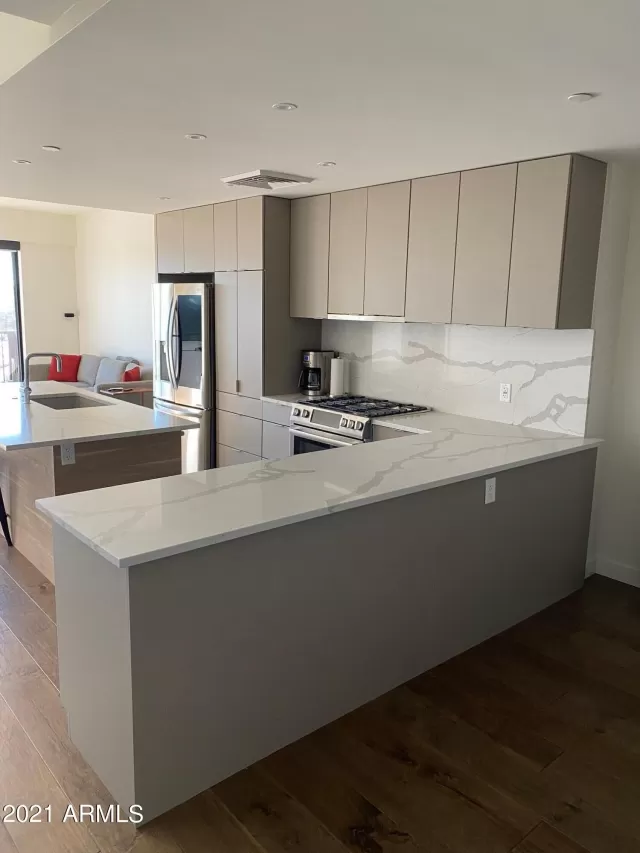 MLS: 6306142 Condo For Sale