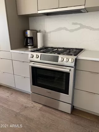 Photo #6: 6306142 Listing