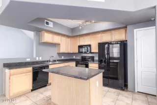 Photo #4: 6306224 Listing