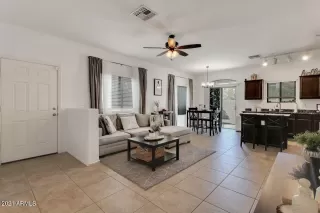 Photo #1: 6306292 Listing 