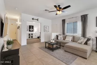 Photo #5: 6306292 Listing 