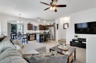 Photo #6: 6306292 Listing 