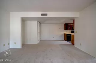 Photo #4: 6306406 Listing