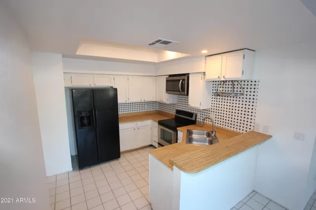 MLS: 6306525 Condo For Sale