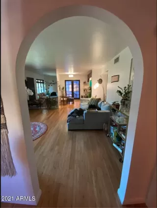 Photo #5: 6306577 Listing