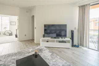 Photo #6: 6306625 Listing