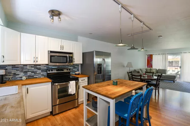 MLS: 6306807 Condo For Sale