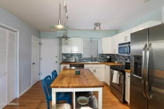 Photo #3: 6306807 Listing