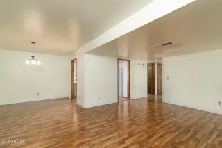 Photo #4: 6306960 Listing 