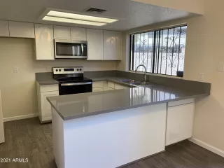 Photo #3: 6306971 Listing