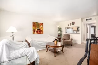 Photo #5: 6306977 Listing