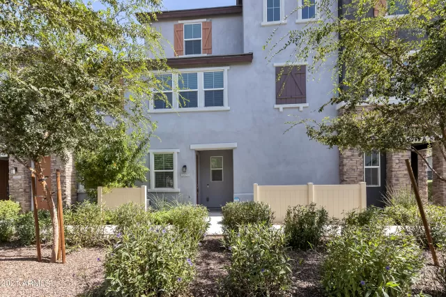 MLS: 6307002 Condo For Sale