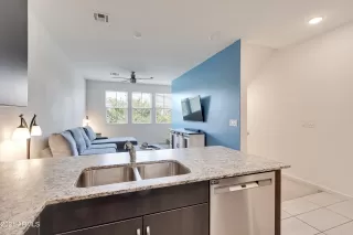 Photo #2: 6307002 Listing 