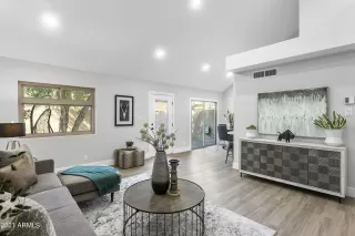 Photo #1: 6307011 Listing