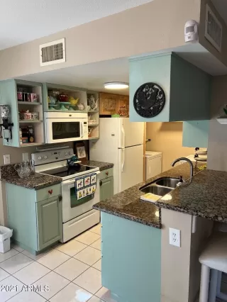 Photo #3: 6307126 Listing 