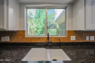 Photo #5: 6307187 Listing 