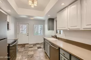 Photo #4: 6307244 Listing 