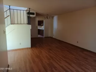 Photo #3: 6307373 Listing