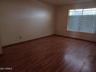 Photo #4: 6307373 Listing