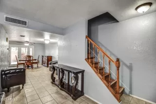 Photo #5: 6307445 Listing 