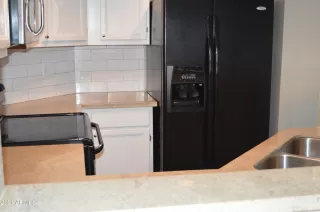 Photo #6: 6307512 Listing