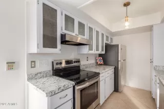 Photo #6: 6307664 Listing 