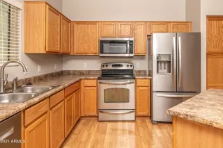 Photo #2: 6307699 Listing 