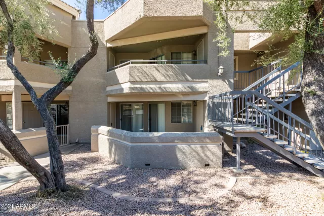 MLS: 6307922 Condo For Sale