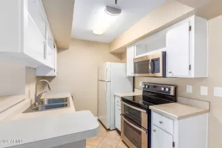 Photo #2: 6307960 Listing