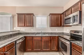 Photo #6: 6307988 Listing