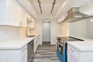 Photo #2: 6308020 Listing 