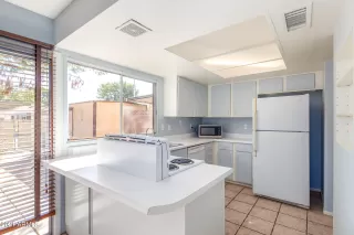 Photo #3: 6308110 Listing