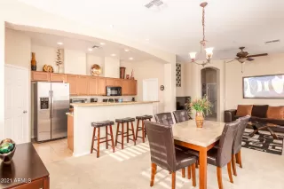 Photo #5: 6308380 Listing 