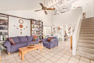 Photo #1: 6308386 Listing 