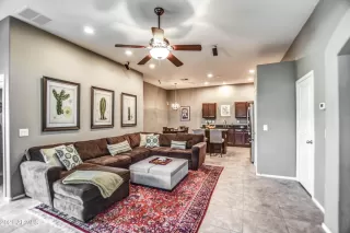 Photo #5: 6308418 Listing 