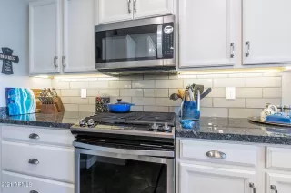 Photo #5: 6308495 Listing