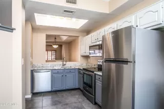 Photo #2: 6308669 Listing