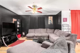 Photo #3: 6308811 Listing