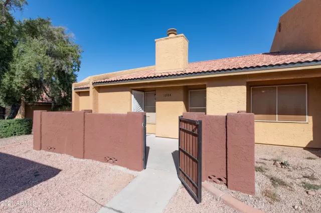 MLS: 6308816 Condo For Sale