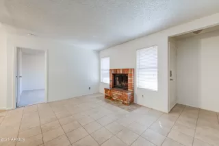 Photo #4: 6308816 Listing
