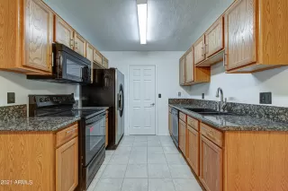 Photo #5: 6308816 Listing