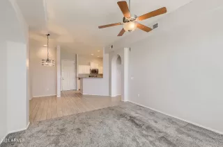 Photo #6: 6308835 Listing