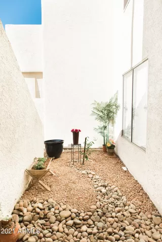 Photo #1: 6308849 Listing