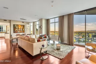 Photo #3: 6308940 Listing 