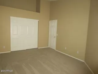 Photo #5: 6308969 Listing