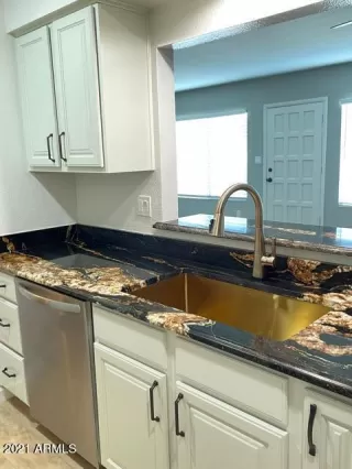 Photo #1: 6308979 Listing