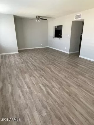 Photo #5: 6308979 Listing